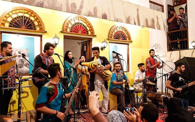 رستوران با موسیقی زنده در بوشهر