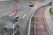 لحظه عبور راننده عصبانی با خودرویش از روی سر عابر پیاده / فیلم