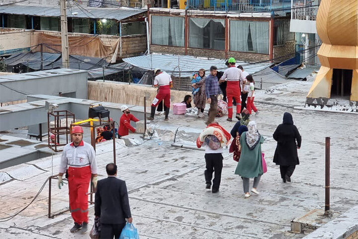 هشدار درباره بارندگی شدیدتر در امامزاده داوود / مردم خانه‌هایشان را ترک کنند + فیلم