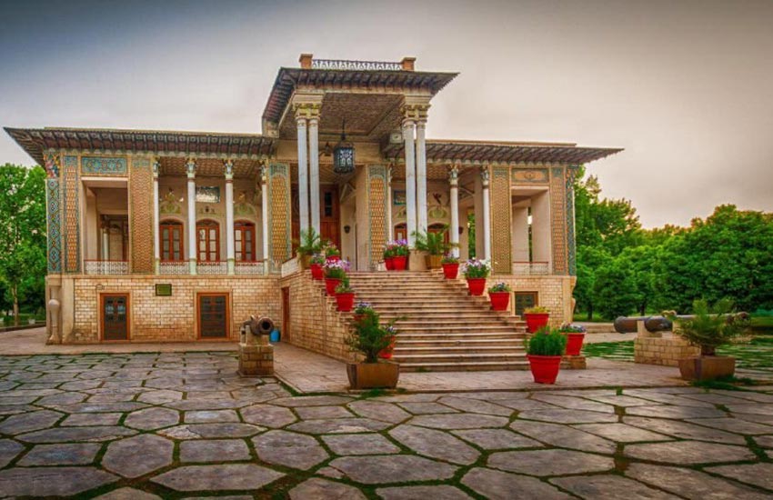 در شیراز چه جاهای دیدنی وجود دارد؟