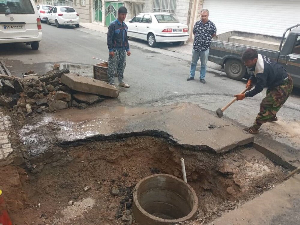 فروریزش زمین و آبگرفتگی در منطقه ۱۸ و ۱۹ پس از بارندگیهای دیروز تهران | تاثیر غیرمستقیم معتادان در یک بحران