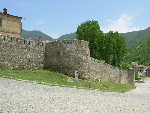 در سفر به آذربایجان از قلعه نوخا در شکی دیدن کنید