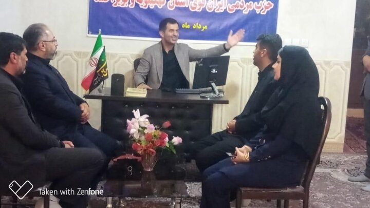 دیدار اعضای حزب ایران قوی با مهران بالان کارآفرین نمونه کهکیلویه و بویراحمد