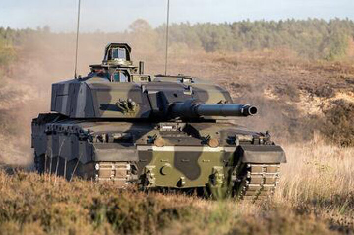 سوپر تانک روسی در اوکراین منفجر شد / فیلم