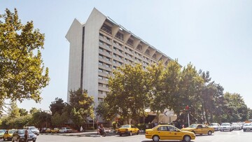 هتل ۵ ستاره لاله در مرکز تهران