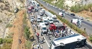 تصاویر دیده نشده از تصادف مرگبار اتوبوس مسافربری در ترکیه + ۱۶ فوتی / فیلم