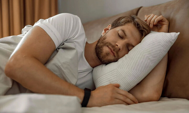 علت دیر خوابیدن افراد باهوش چیست؟