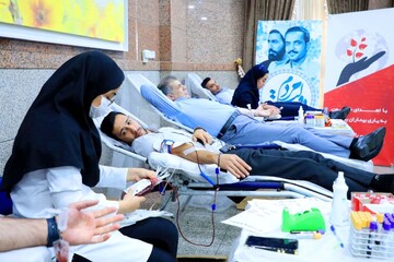 مشارکت کارکنان بانک دی در ترویج فرهنگ اهدای خون