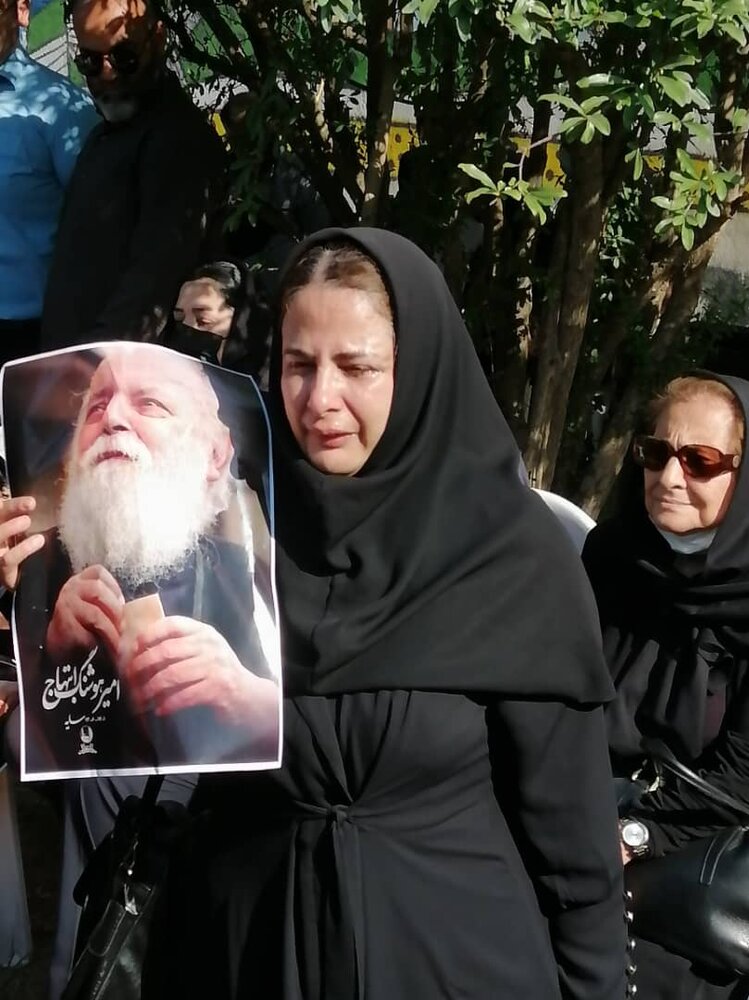 هوشنگ ابتهاج