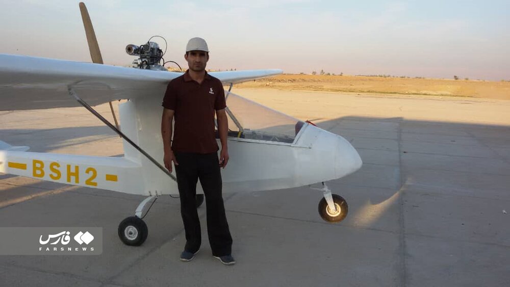 ساخت هواپیما در خانه با کمترین ابزار توسط جوان بوشهری + لحظه پرواز / فیلم