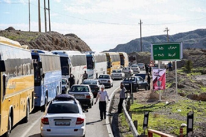 ترافیک شدید خودروها در مرز مهران + فیلم
