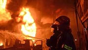 آتش سوزی وحشتناک در شهرک صنعتی کمشچه + فیلم و عکس