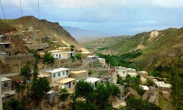 روستایی محصور در میان کوه‌های زنجان