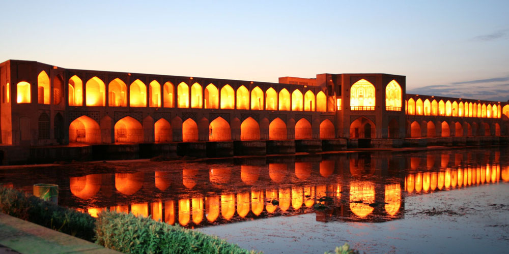 مستربلیط؛ سفری خاطره انگیز به شهر زیبای اصفهان
