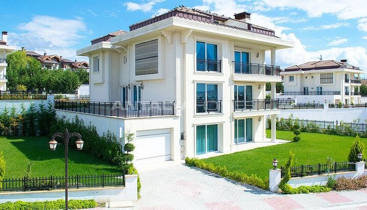 صدرنشینی ایرانی‌ها در خرید خانه در ترکیه