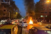 آتش‌زدن آمبولانس و مامور پلیس در رشت و مشهد در پی حوادث اخیر + فیلم