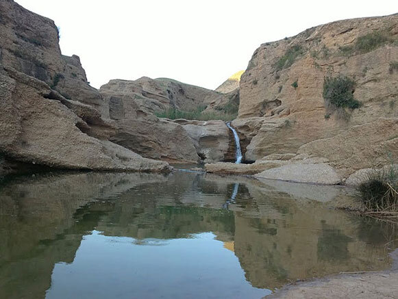 آبشاری با ارتفاع ۴ متر در خوزستان