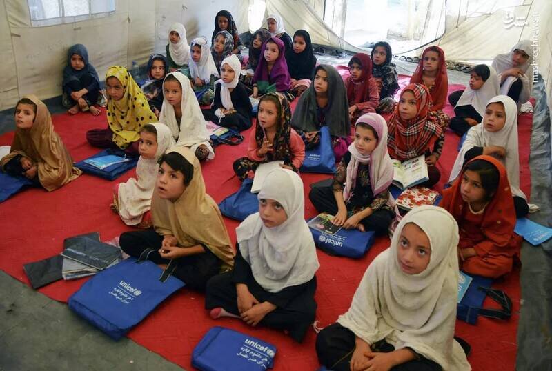 تصاویری از نحوه حضور دختران افغان در مدارس