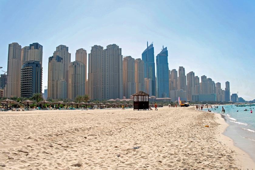 ساحلی با بیش از ۴۰ برج در دبی 