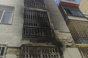 یک ساختمان در کرمان آتش گرفت / اطفای حریق توسط ۴۰ آتش‌نشان