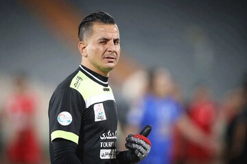 روبوسی عجیب حامد لک با بازیکنان پرسپولیس / فیلم