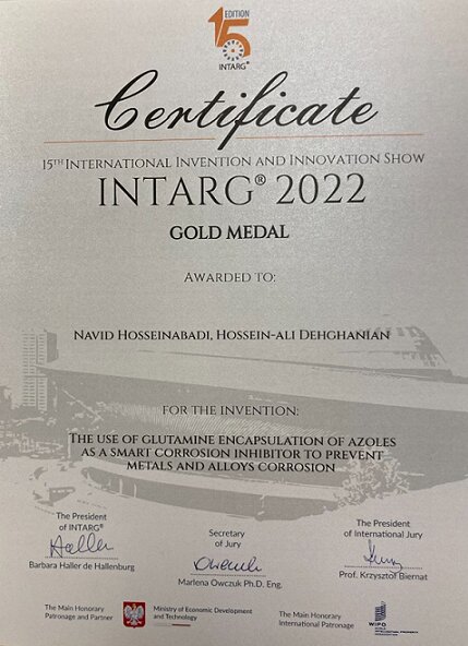 مدال طلای جهانی مسابقات اختراع و نوآوری ۲۰۲۲ INTARG® کشور لهستان در دستان دو مخترع ایرانی