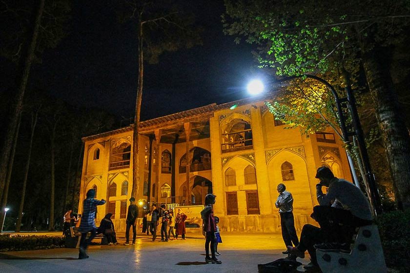 هشت بهشت ؛ کاخی رویایی در اصفهان