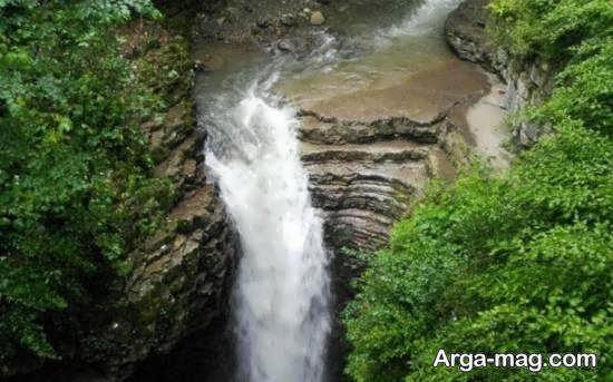 آبشاری  مخفی با ارتفاع ۱۰ متر در جنگل‌های ماسال 