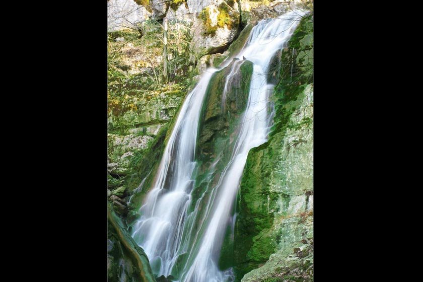 سفری مجازی به آبشار پشمکی رامیان 
