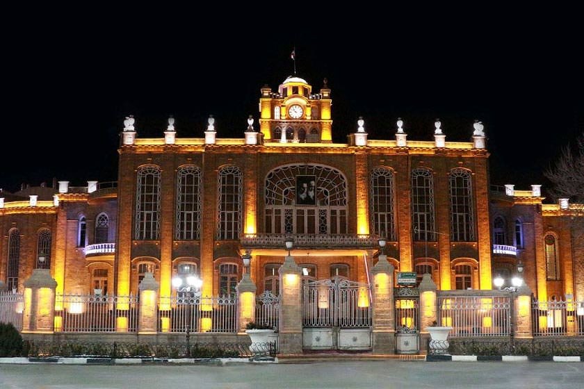 آشنایی با عمارت شهرداری تبریز
