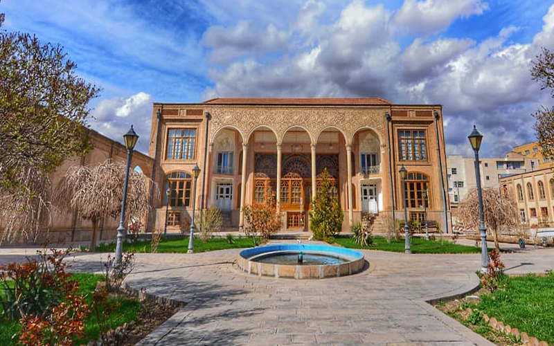 خانه بهنام ؛ بنایی با معماری حیرت‌آور در تبریز 
