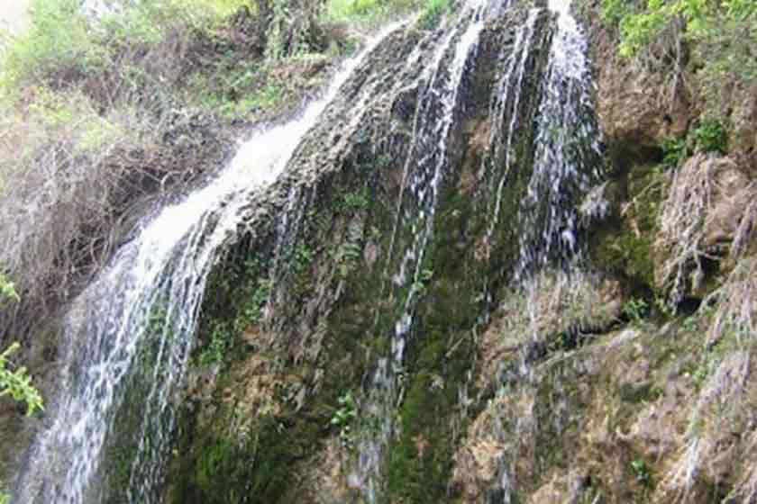 بیار ؛ آبشاری تاریخی در بجنورد 