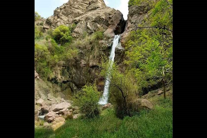 آبشاری با ارتفاع ۲۵ متری در قلب جیرفت 