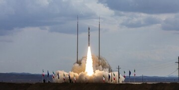 پرتاب موفقیت آمیز زیرمداری ماهواره‌بر «قائم ۱۰۰»