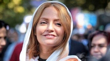 صخره نوردی بازیگر زن معروف بدون حجاب غوغا به پا کرد + عکس