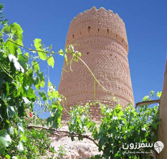 خلیل آباد ؛ برجی با قدمت قاجاری در رفسنجان 