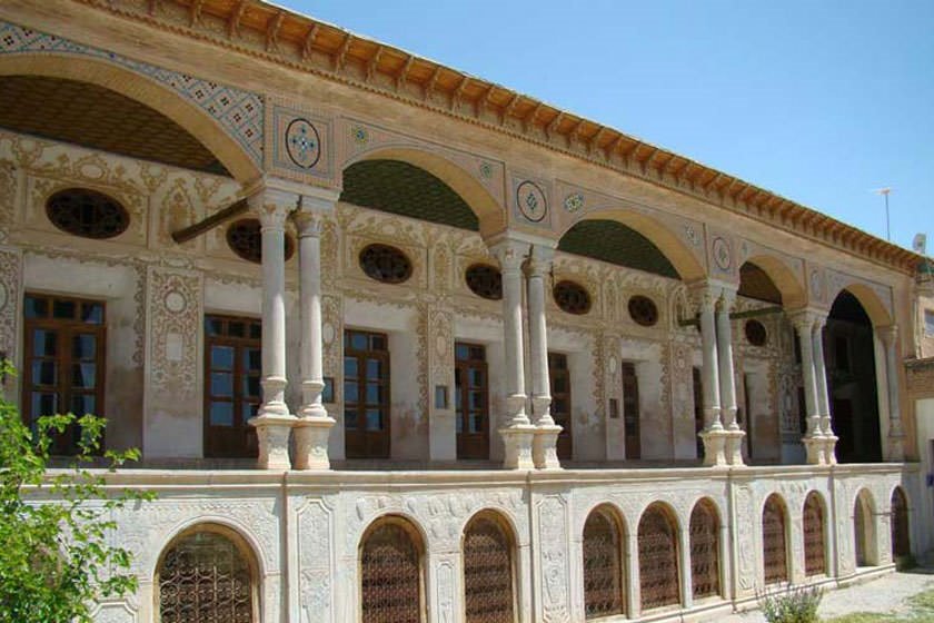 چالشتر ؛ قلعه‌ای تلفیقی معماری ایرانی اروپایی