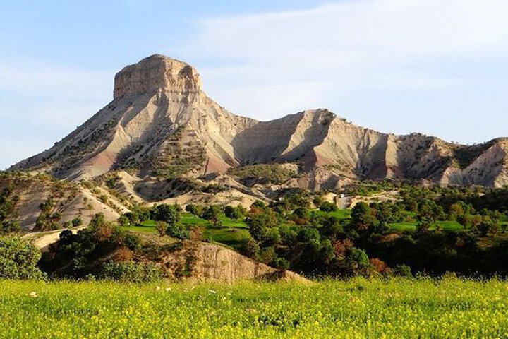 استان ایلام در یک نگاه استان ایلام در یک نگاه