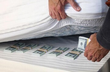 بازداشت ۱۷ نفر از سوداگران بازار ارز در تهران