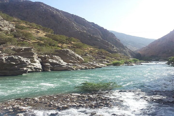 چشمه بل؛کوتاه ترین رودخانه جهان