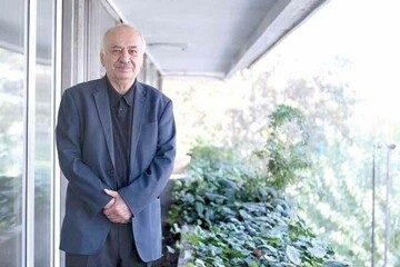 ناصر تکمیل همایون در بیمارستان طالقانی تهران درگذشت