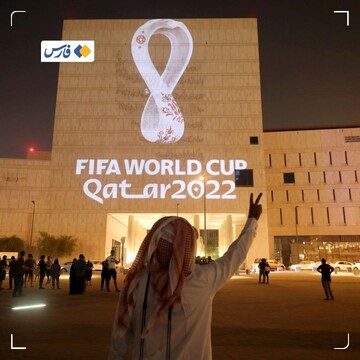 شغل عجیب افراد در جام جهانی | ماجرای آدم های انگشتی در قطر چیست؟ + فیلم