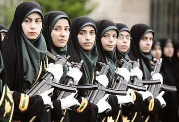 عکس پربازدید روز از پوشش زنان یگان ویژه در میدان بهارستان تهران