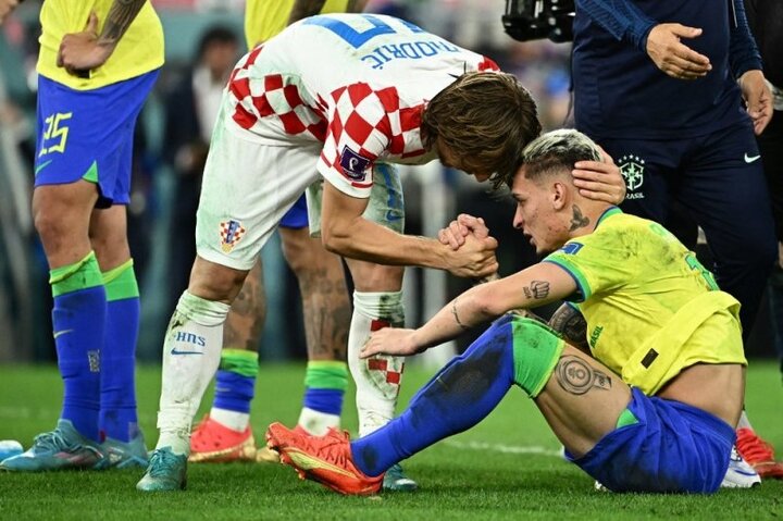 خلاصه دیدار برزیل ۱ (۲) - ۱ (۴) کرواسی | خداحافظی تلخ طلایی پوشان در ضربات پنالتی + فیلم