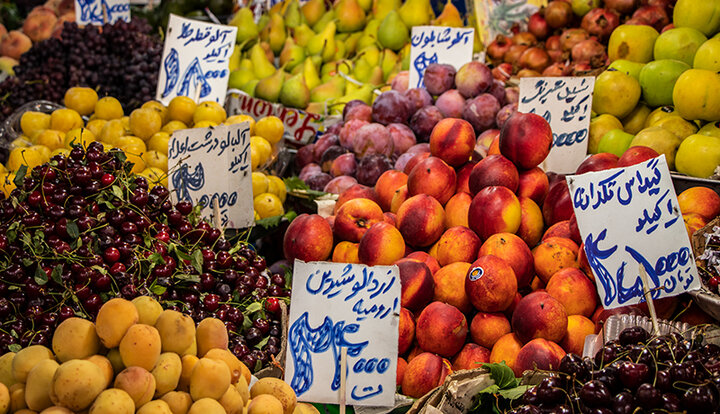 قیمت روز انواع میوه در آستانه شب یلدا