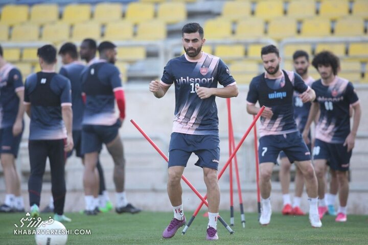 سینا اسدبیگی به تمرینات پرسپولیس برگشت