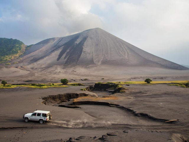 ۵ آتشفشان عجیب جهان برای بازدید + عکس