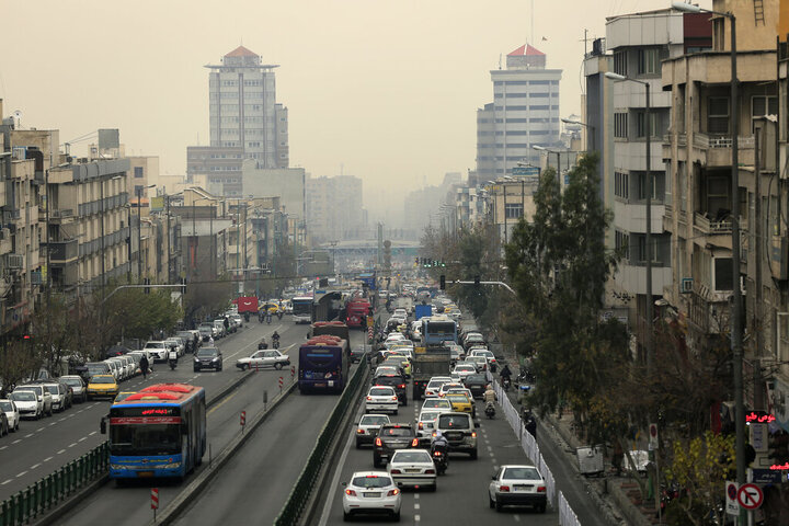 تهران در وضعیت قرمز / میزان آلودگی هوای تهران امروز چقدر است؟