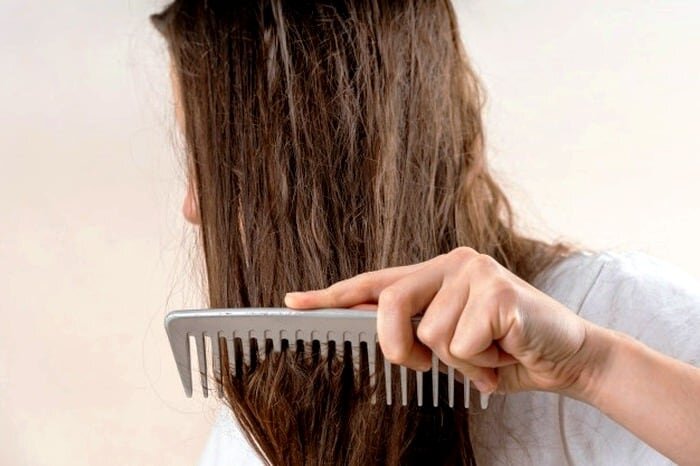 واقعا شستن موها با تاید باعث پرپشت شدن موها می‌شود؟!
