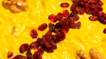 طرز تهیه خورشت ماست دسر سنتی اصفهان + چگونه درست کنیم؟ / فیلم